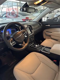 کرایسلەر 300